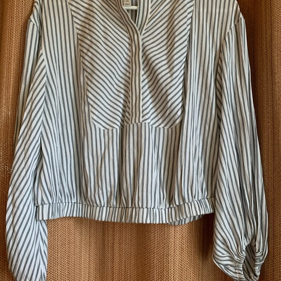 Worthington has Striped Women's Top - Picture 1 of 6